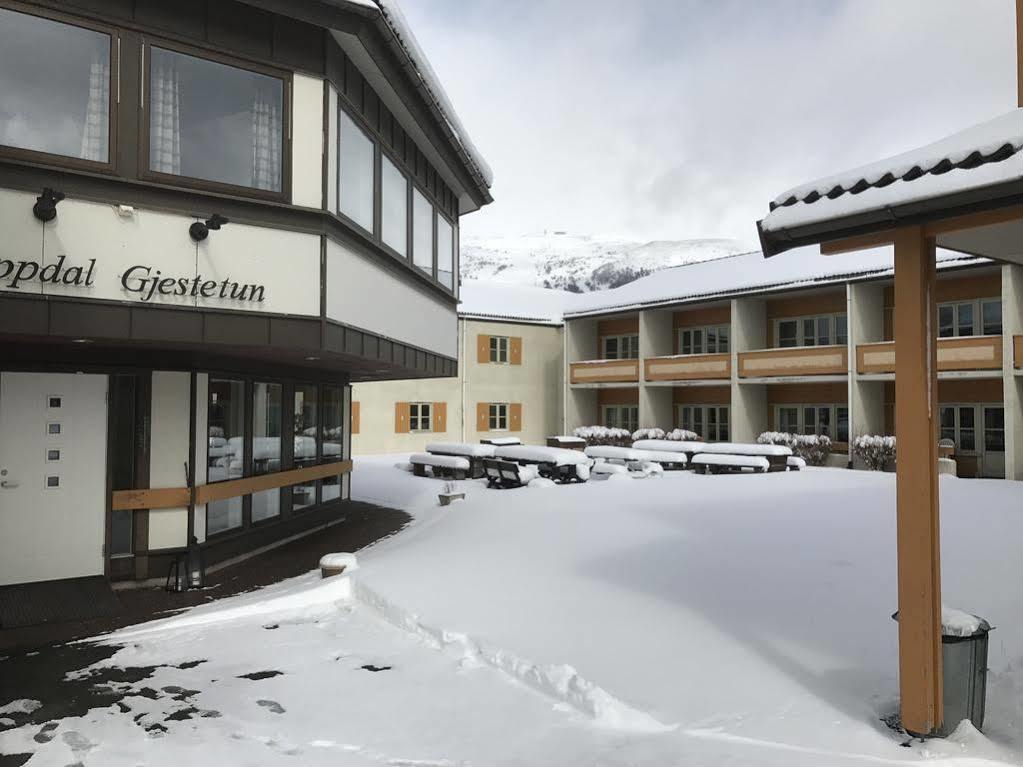 Oppdal Gjestetun Hotell Exterior photo